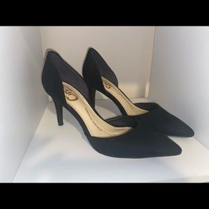Black pointed Heels